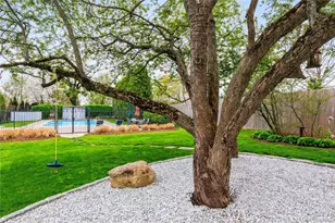 14 Echo Bay Pl, New Rochelle, NY 10805 - Photo 27