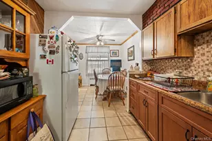 754 Calhoun Ave, Bronx, NY 10465 - Photo 7