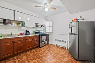 754 Calhoun Ave, Bronx, NY 10465 - Photo 25