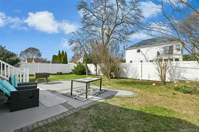 268 42nd Street, Lindenhurst, NY 11757 - Photo 15