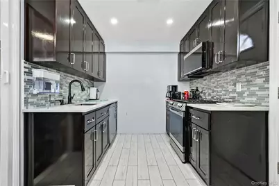 13314 Hawtree Creek Road, Ozone Park, NY 11420 - Photo 9