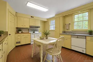 982 Bradley Pkwy, Blauvelt, NY 10913 - Photo 13