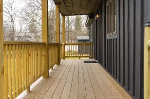 4 Pleasant Ln, Poughkeepsie, NY 12603 - Photo 5