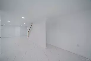 522 Southern Pkwy, Uniondale, NY 11553 - Photo 17