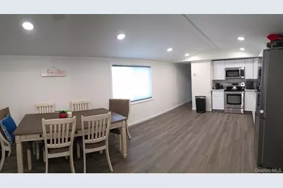 8 Essex Lane, Fallsburg, NY 12759 - Photo 5