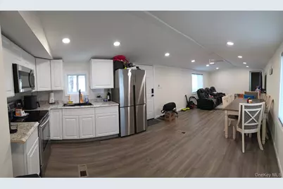 8 Essex Lane, Fallsburg, NY 12759 - Photo 3