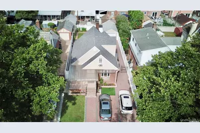 80-27 247th Street, Bellerose, NY 11426 - Photo 17