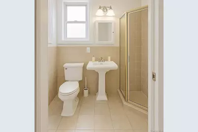 24 Rellim Drive, Glen Cove, NY 11542 - Photo 19