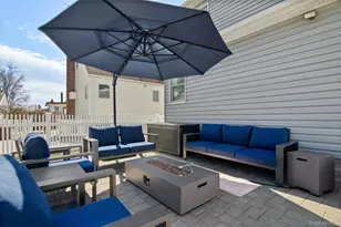 130 Lesoir Ave, Floral Park, NY 11001 - Photo 29
