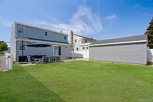 130 Lesoir Ave, Floral Park, NY 11001 - Photo 27