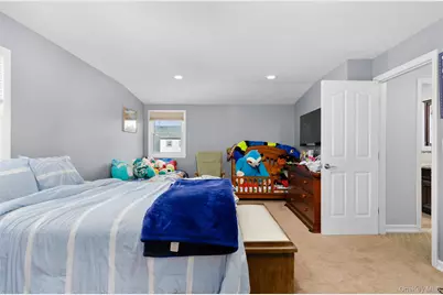 130 Lesoir Avenue, Floral Park, NY 11001 - Photo 21