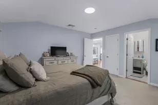 14-23 209th St, Bayside, NY 11360 - Photo 27