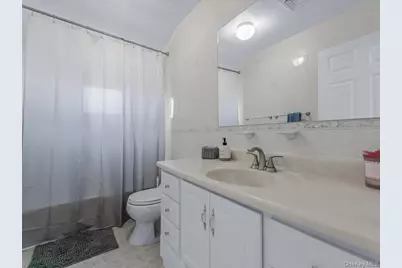 1423 209th Street, Bayside, NY 11360 - Photo 31