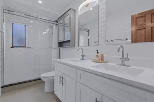 14-23 209th St, Bayside, NY 11360 - Photo 17