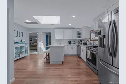 1423 209th Street, Bayside, NY 11360 - Photo 23