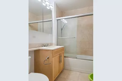 40-28 College Point Boulevard #805, Flushing, NY 11354 - Photo 7