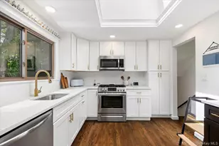 43 Winslow Rd, White Plains, NY 10606 - Photo 7
