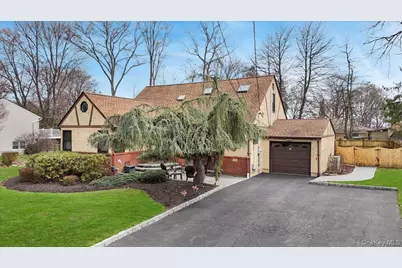 26 Edsall Avenue, Nanuet, NY 10954 - Photo 1