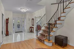 1 Somner Dr, Dix Hills, NY 11746 - Photo 7