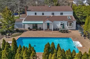 1 Somner Dr, Dix Hills, NY 11746 - Photo 45