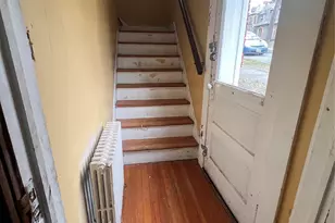 30 Garfield Pl, Poughkeepsie, NY 12601 - Photo 9