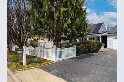 818 12th Street, West Babylon, NY 11704 - Photo 3