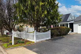 818 12th St, West Babylon, NY 11704 - Photo 3