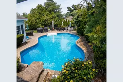 818 12th Street, West Babylon, NY 11704 - Photo 27