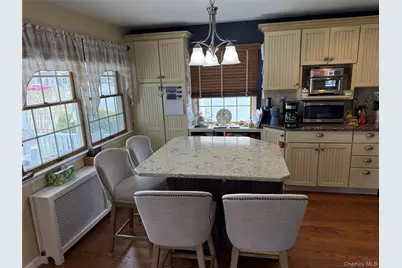 818 12th Street, West Babylon, NY 11704 - Photo 13