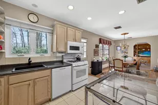 31 Sharon Dr, New City, NY 10956 - Photo 17