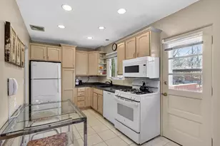 31 Sharon Dr, New City, NY 10956 - Photo 15