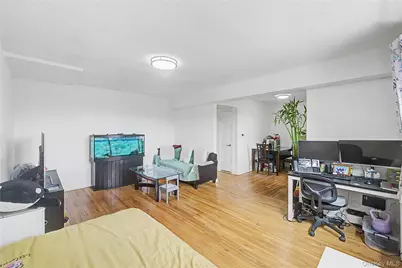 7345 210th Street #6D, Oakland Gardens, NY 11364 - Photo 1