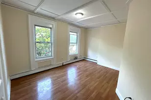 9 Grand St, Poughkeepsie, NY 12601 - Photo 5