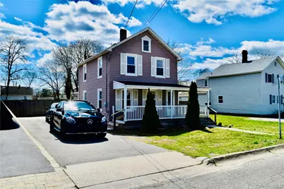 32 Pearl Street, Patchogue, NY 11772 - Photo 1