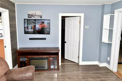 32 Pearl Street, Patchogue, NY 11772 - Photo 25
