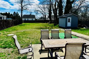 32 Pearl St, Patchogue, NY 11772 - Photo 9