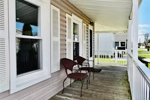 32 Pearl St, Patchogue, NY 11772 - Photo 11