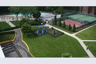 73-11 Bell Blvd #5D, Bayside, NY 11364 - Photo 19