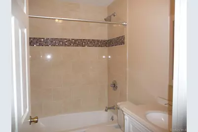 1 Weather Vane Way, Middletown, NY 10940 - Photo 9