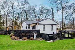 28 Old Cow Path, Miller Place, NY 11764 - Photo 3