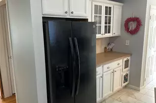 7 Tipton Dr W, Shirley, NY 11967 - Photo 9