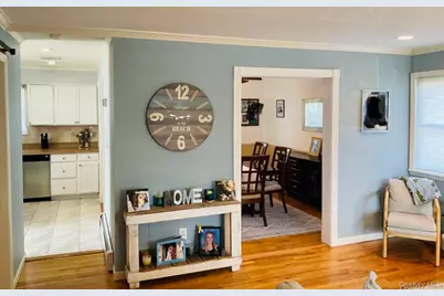 7 Tipton Drive W, Shirley, NY 11967 - Photo 5