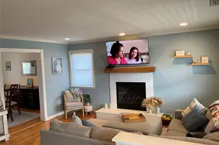 7 Tipton Dr W, Shirley, NY 11967 - Photo 3