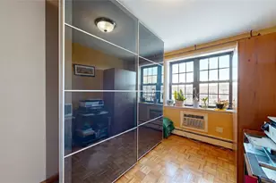 240-26 70th Ave, Douglaston, NY 11362 - Photo 7