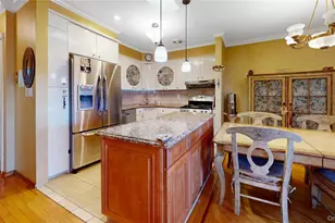 240-26 70th Ave, Douglaston, NY 11362 - Photo 11