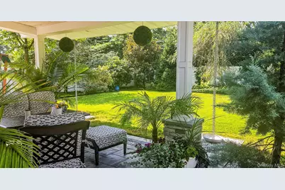 1053 Lydia Drive, Franklin Square, NY 11010 - Photo 33