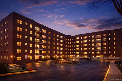 77 Carpenter Avenue #3B, Mount Kisco, NY 10549 - Photo 1