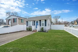 56 Bay Ave, Ronkonkoma, NY 11779 - Photo 3