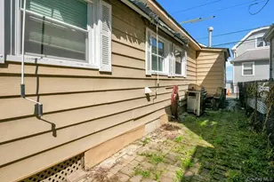 33 B Edgewater Park, Bronx, NY 10465 - Photo 13
