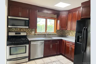 66 Laron Drive, New Rochelle, NY 10804 - Photo 7